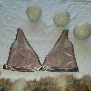 Super cute Styling metallic bras!!!